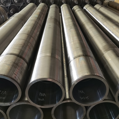 ASTM 1045 άνευ ραφής σωλήνας σωλήνων G10450 χάλυβα άνθρακα για το σκάφος που χτίζει το χωρίς συγκόλληση σωλήνα